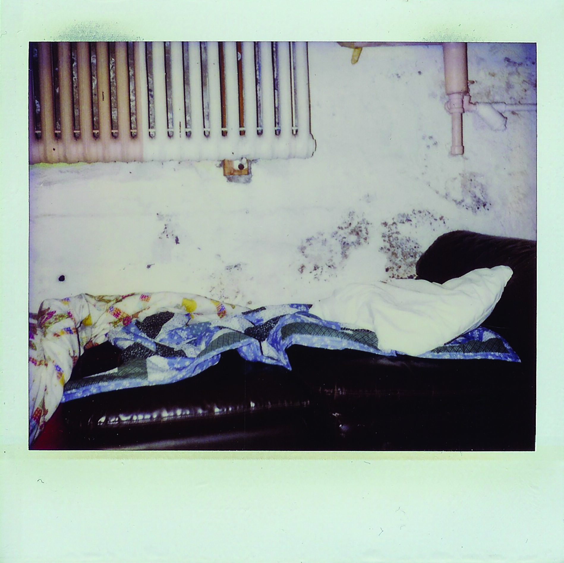 polaroid, photography, instant photography, sisi palmer, art, room, bed, sofa